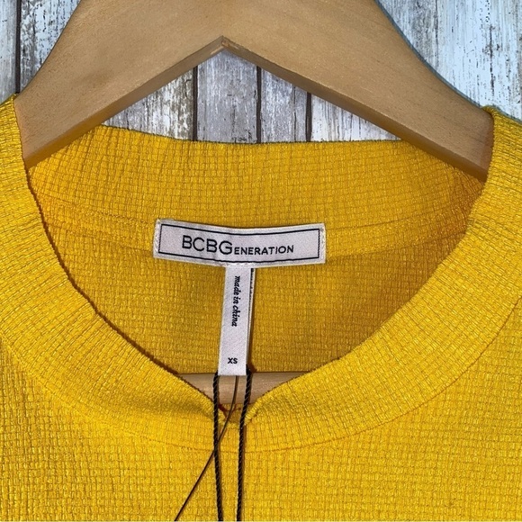 NWT BCBG Marigold Tie Crop Top - Picture 6 of 6